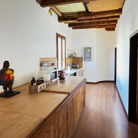 Apartman Ca' Del Moro Rustic From The 1800s *