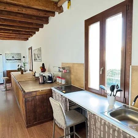 Ca' Del Moro Rustic From The 1800s Mogliano Veneto