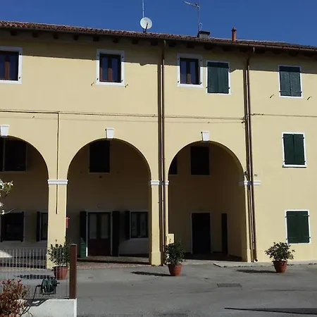 Ca' Del Moro Rustic From The 1800s * Mogliano Veneto